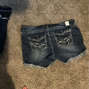 Amethyst jean shorts